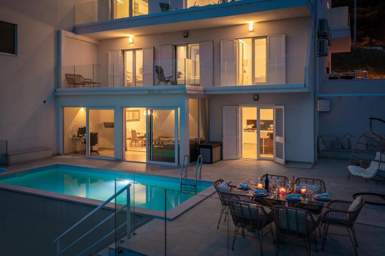 Beachfront Holiday Home - Private Heated Pool Mimice Ngoại thất bức ảnh